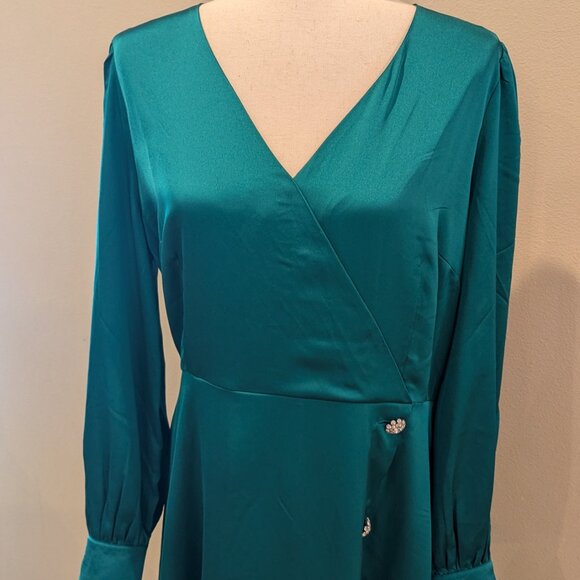 Ann Taylor Crystal Button Wrap Dress - Picture 10 of 11